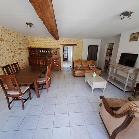 Domaine De La Briouse Bed and Breakfast Sanxay Esterno foto