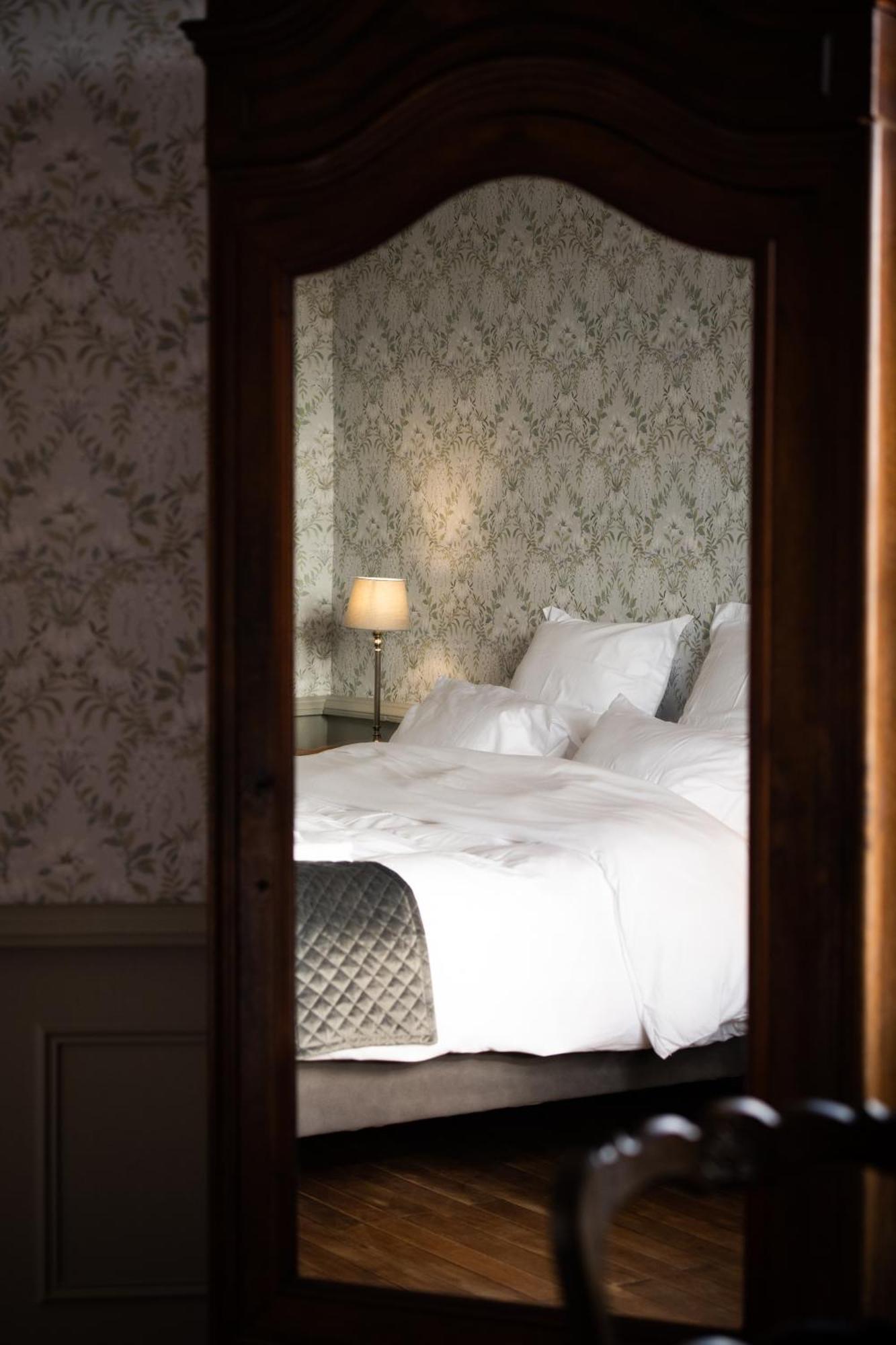 Domaine De La Briouse Bed and Breakfast Sanxay Esterno foto