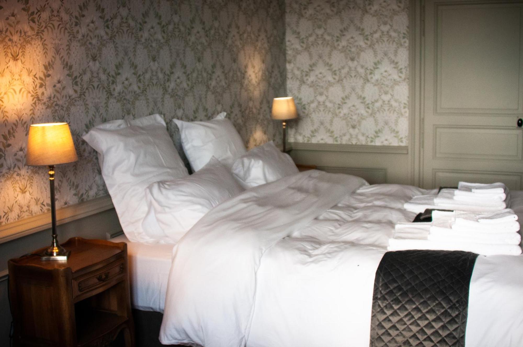 Domaine De La Briouse Bed and Breakfast Sanxay Esterno foto