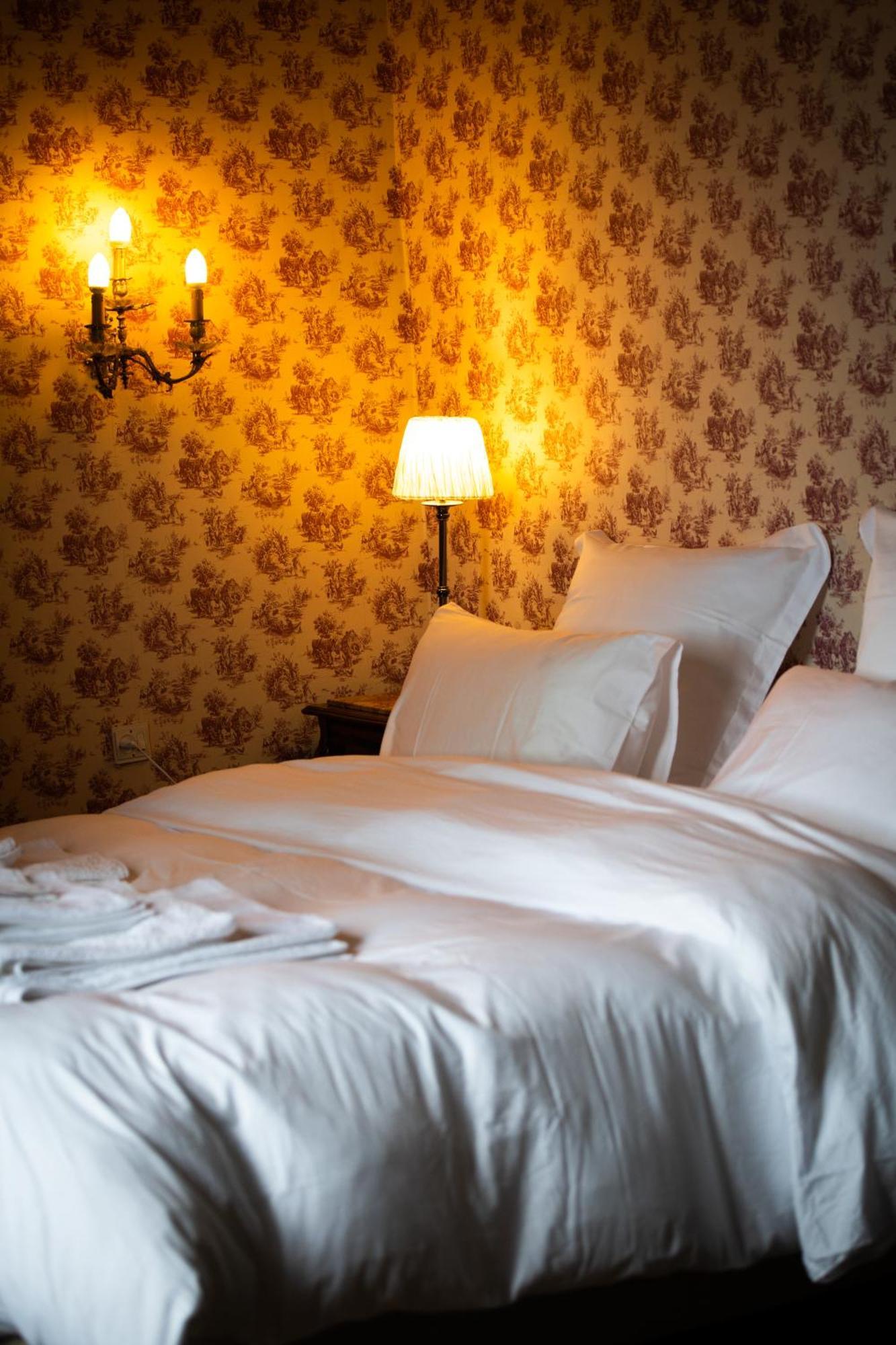Domaine De La Briouse Bed and Breakfast Sanxay Esterno foto