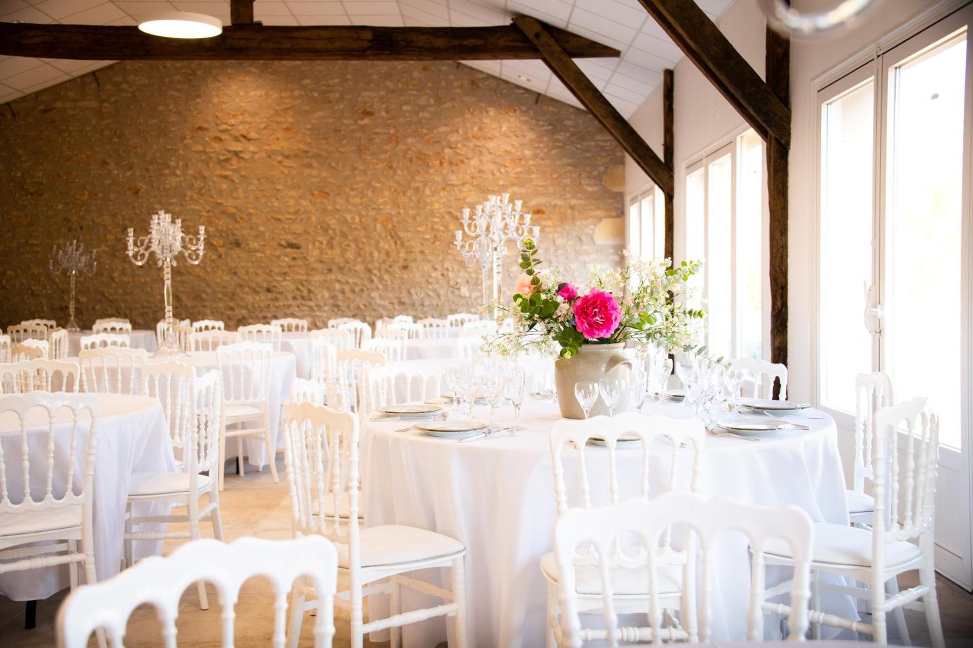 Domaine De La Briouse Bed and Breakfast Sanxay Esterno foto